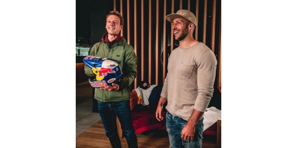 Dans l'attente de la performance de Martin Maes