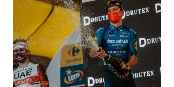 Le premier champion d'étape de João Almeida