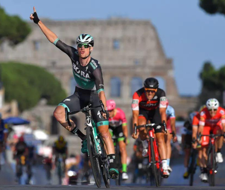 Qui Bennett choisira-t-il ?